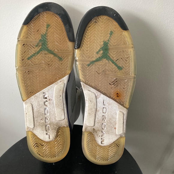 Nike Air Jordan Retro Grape 5 sneakers 5.5Y - Picture 6 of 7